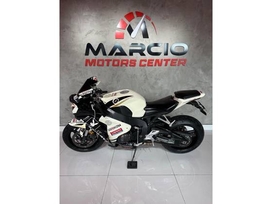 HONDA CBR 1000RR FIREBLADE 